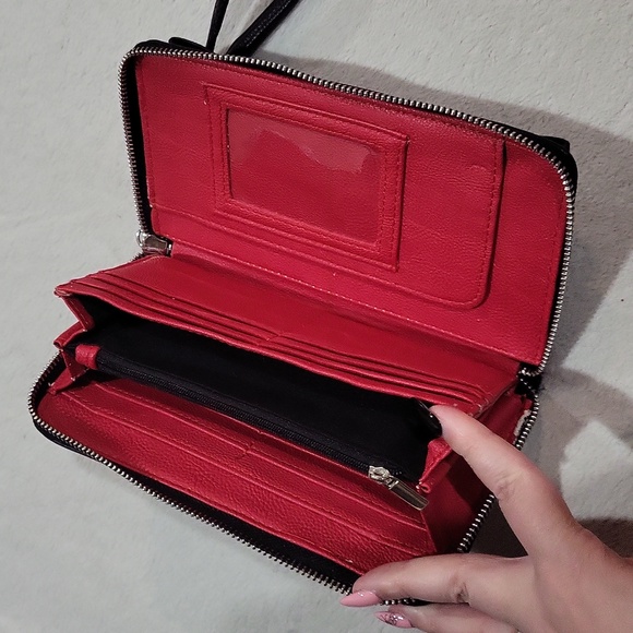 Betsey Johnson Wallet Wristlet - Picture 10 of 16